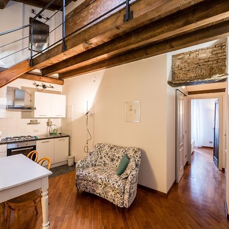 Wonderful Two Floors Apartment Milano Exteriör bild