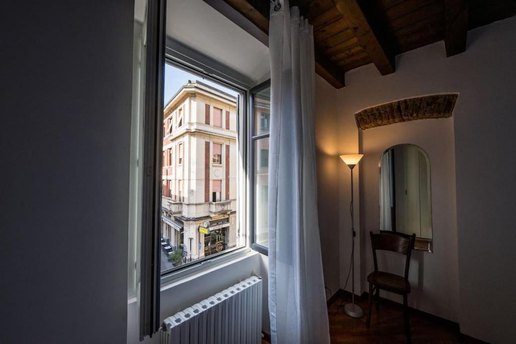 Wonderful Two Floors Apartment Milano Exteriör bild