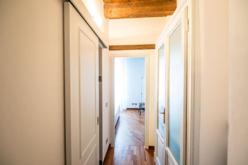 Wonderful Two Floors Apartment Milano Exteriör bild