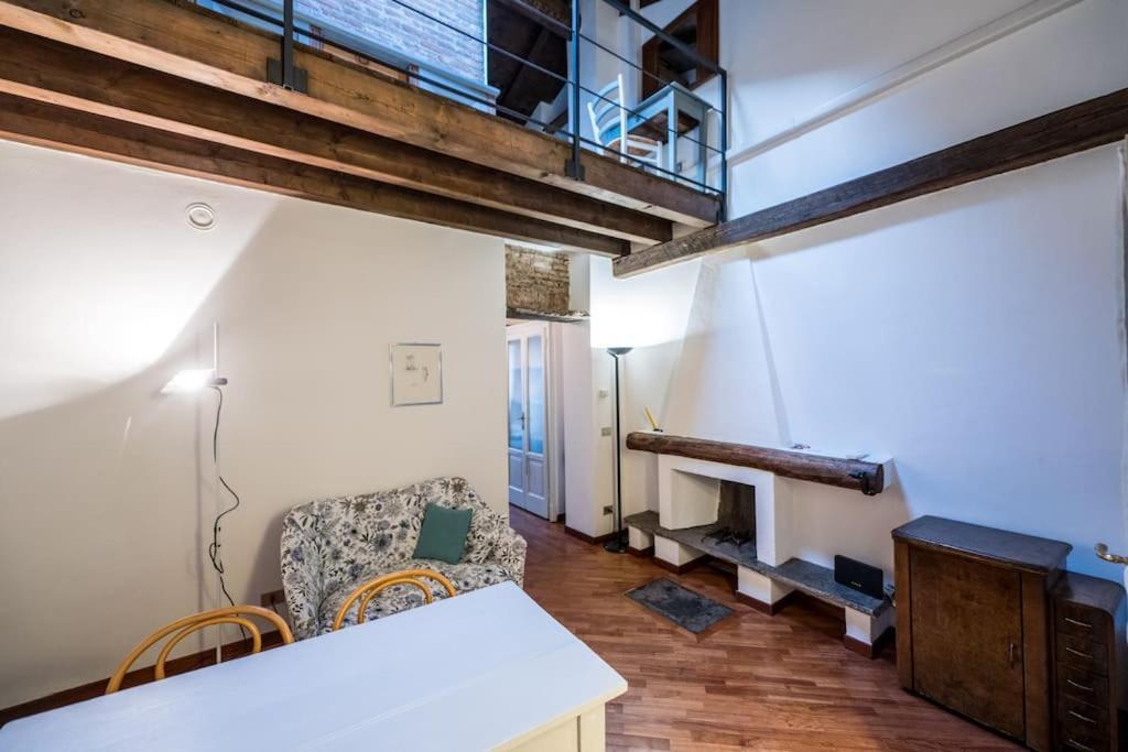 Wonderful Two Floors Apartment Milano Exteriör bild