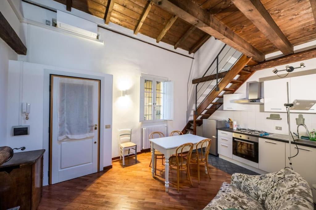Wonderful Two Floors Apartment Milano Exteriör bild