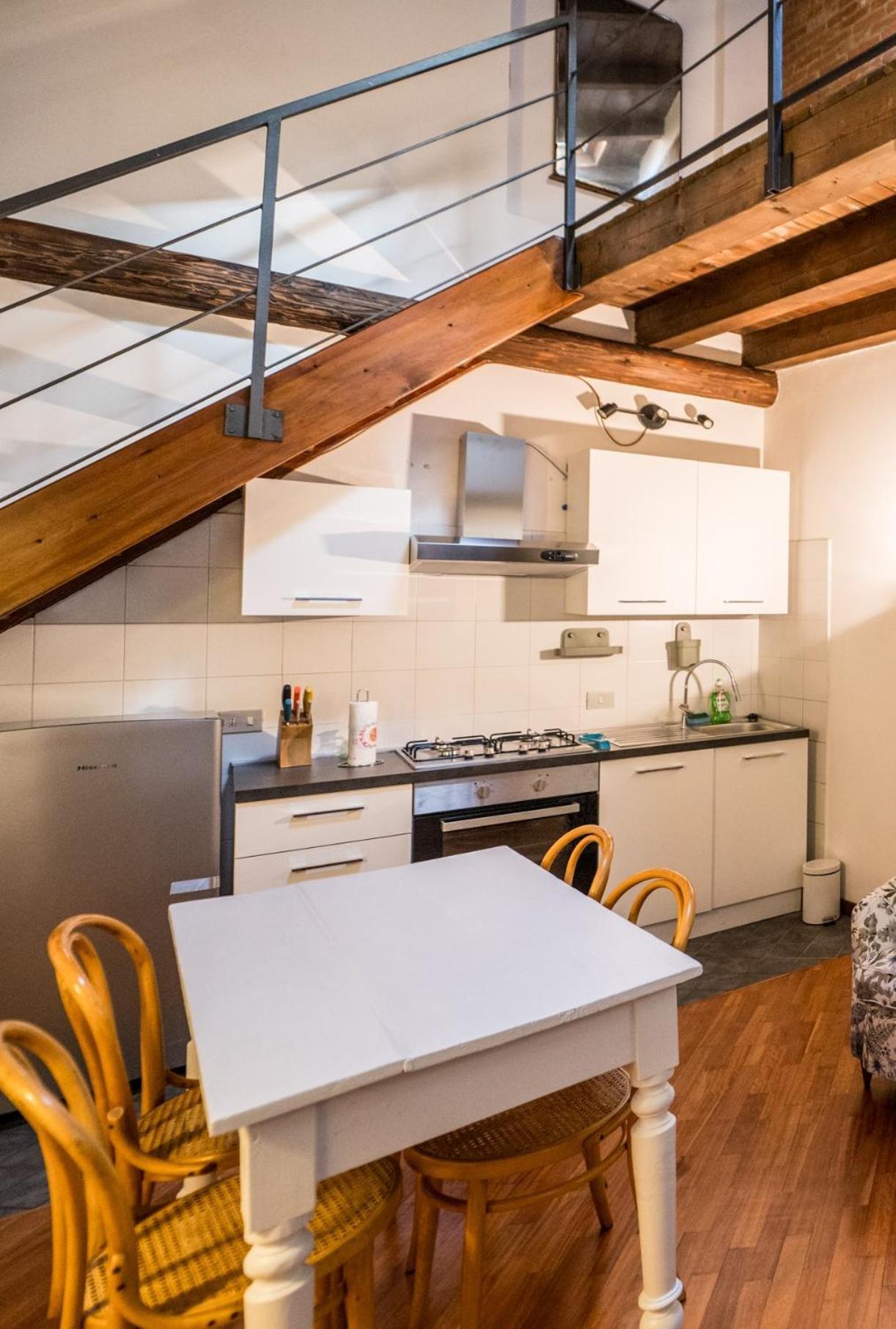 Wonderful Two Floors Apartment Milano Exteriör bild